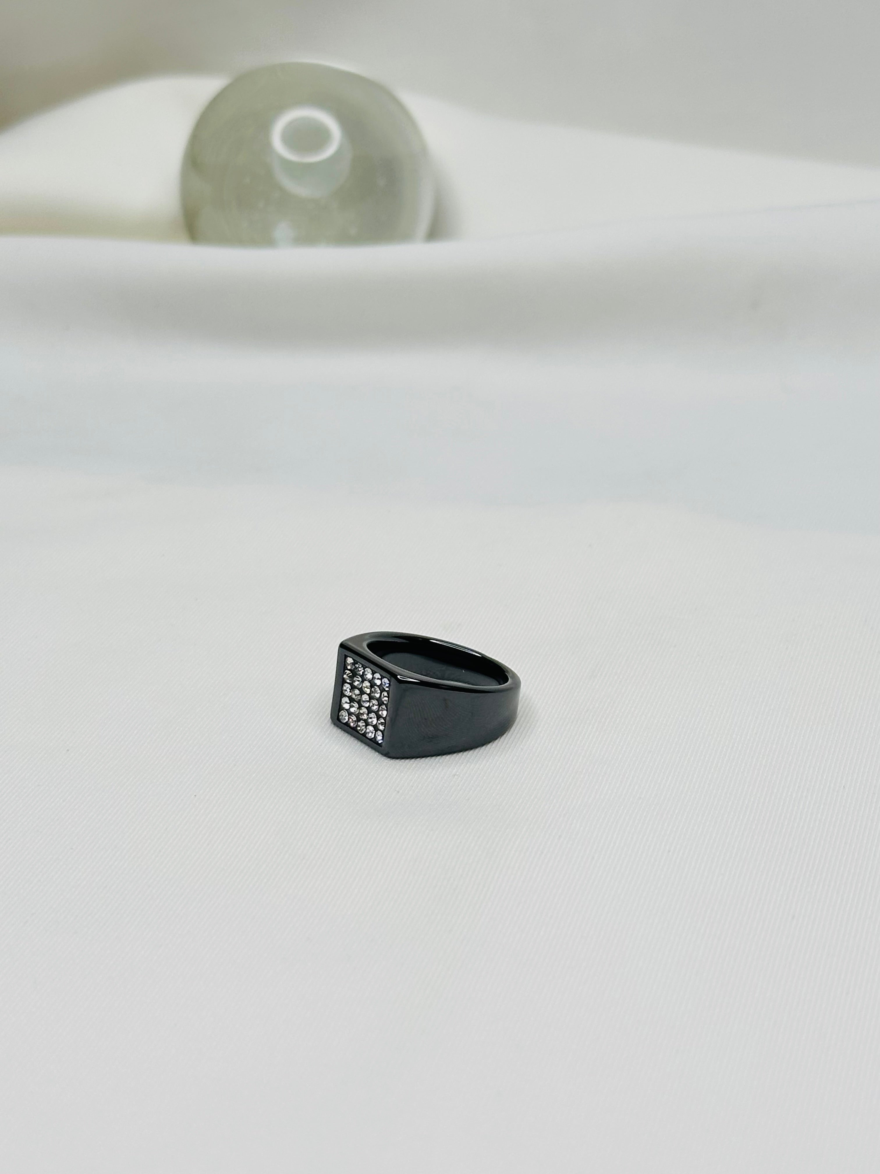 Stainless Steel Gents Square Crystal Ring – Gold Black Size 7 8 9 10
