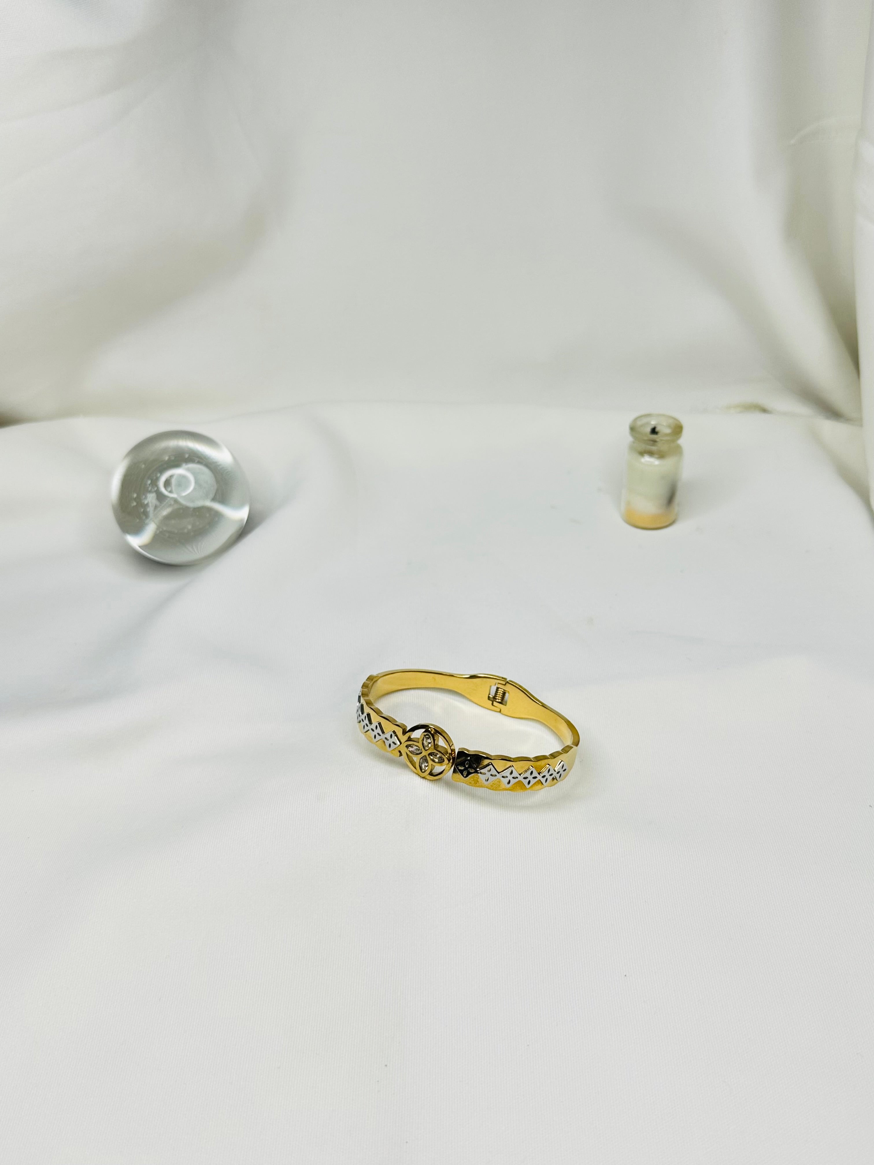 Luna Clover Gold Plated Stainless Steel Bangle for Women | Crystal Clover Designer Bracelet