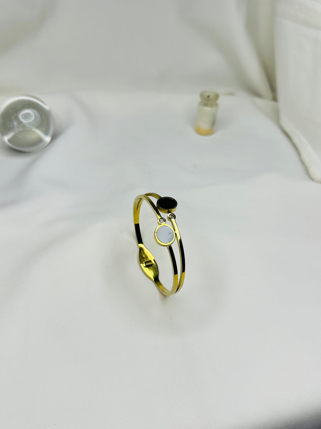 Dual Circle Black Onyx Gold Bangle - Premium Statement Bracelet