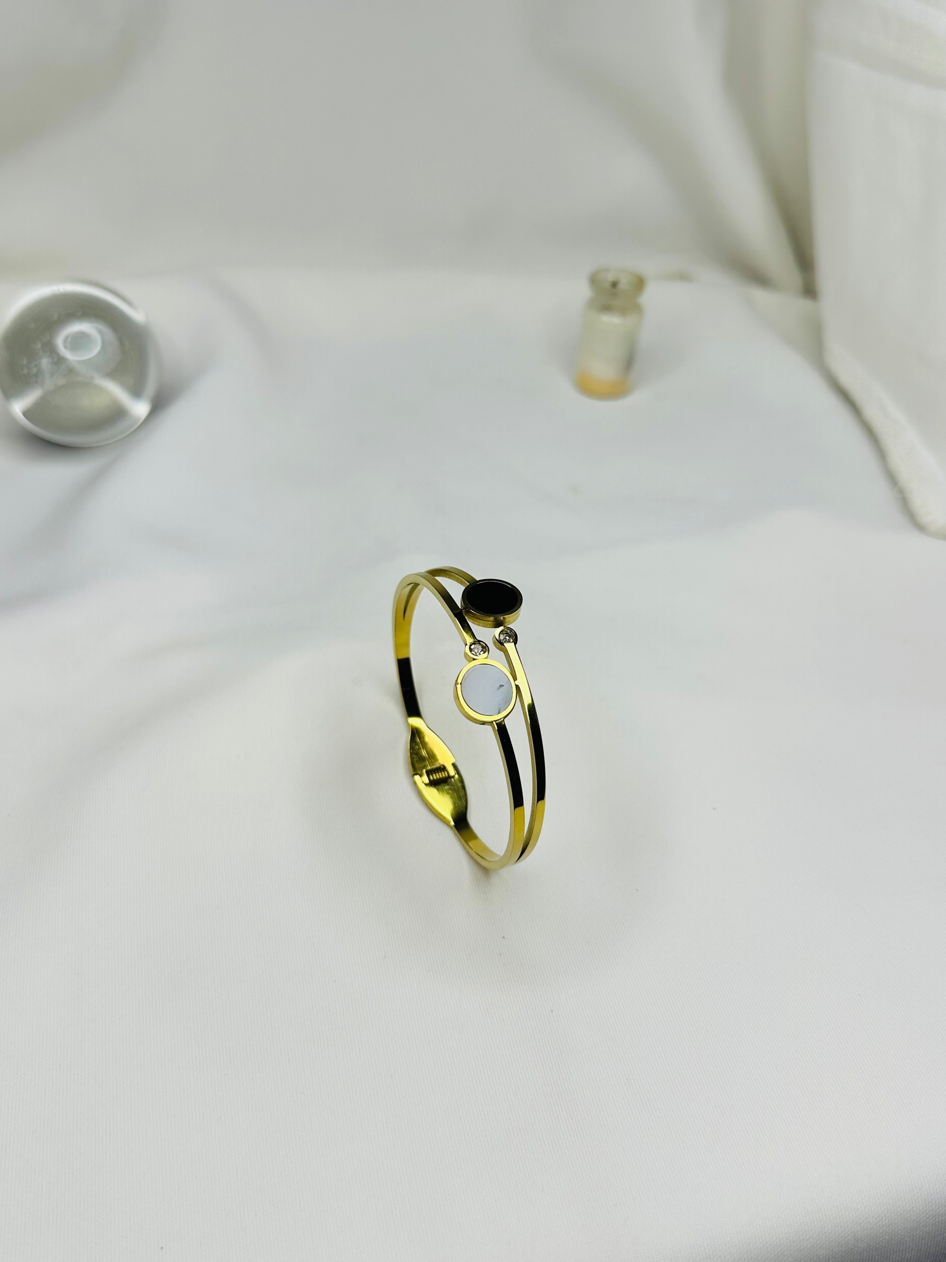 Dual Circle Black Onyx Gold Bangle - Premium Statement Bracelet