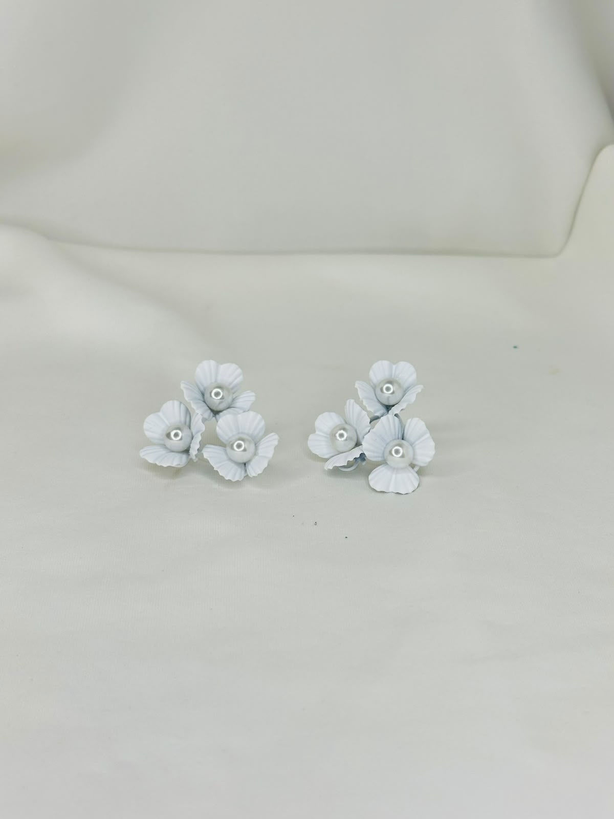 Colorful Pearl Flower Earrings – Multicolor Floral Statement Earrings
