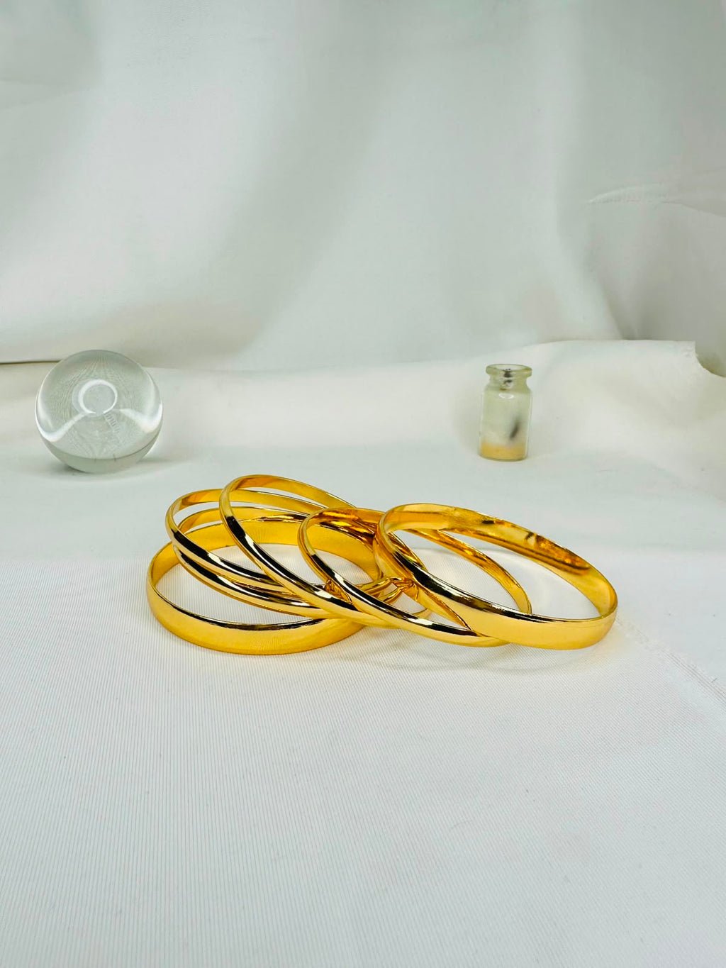 Golden Wave Elegance Bangles
